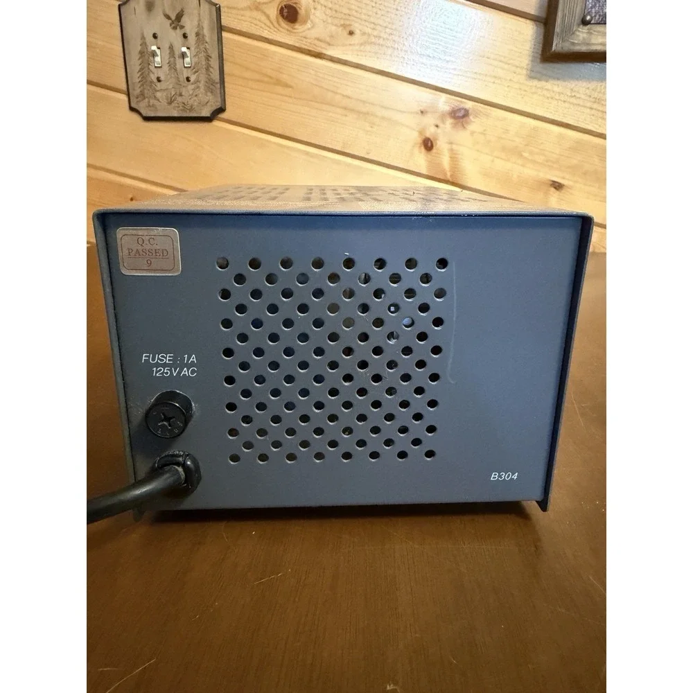 Samlex America RPS1203 - 3A Regulated Linear - DC 12V Power Supply - 3-5AMP